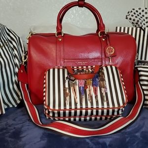 Henri Bendel Hanging Personal/Toiletry Travel Bag